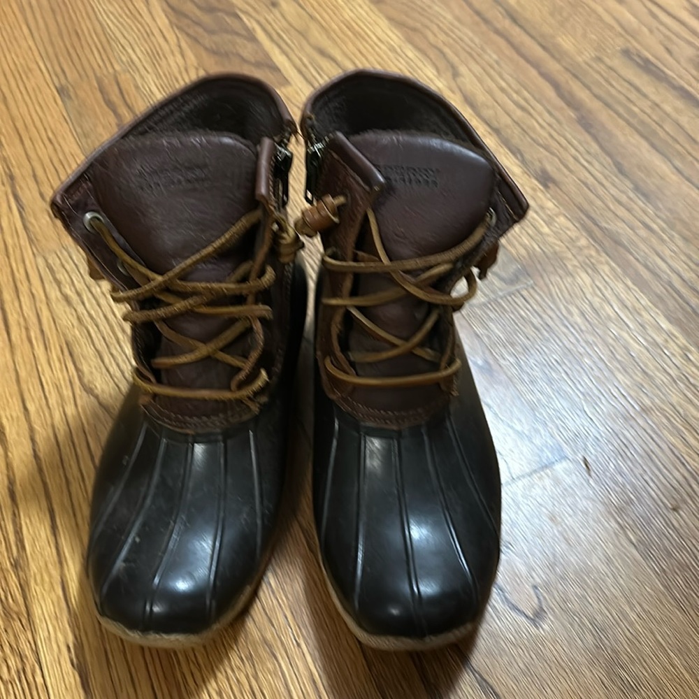 Sperry duck boots